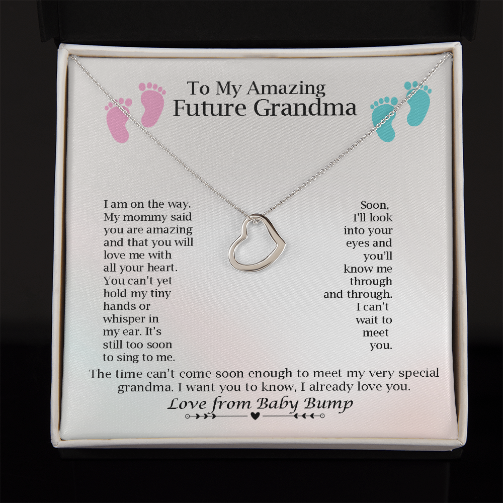 To My Amazing Future Grandma Heart Necklace | Pregnancy Reveal Gift | Baby Announcement | Gift for Grandmother To Be